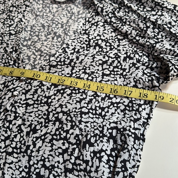 Zara Long Sleeve Flowy Floral Print Dress - Picture 8 of 11